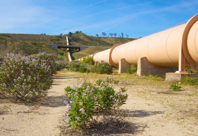 Egypt and Libya Weigh $1 Billion Oil Pipeline as Energy Ties Deepen